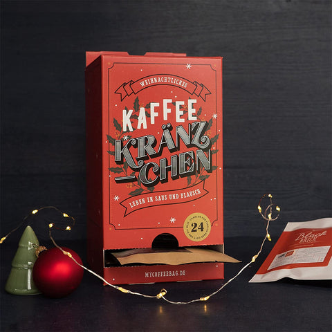 Calendrier de l'Avent du café 2025 avec 24 petits filtres individuels (Drip Bags) et 12 variétés différentes